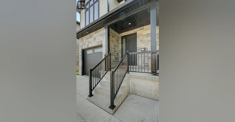 31 Fourth Avenue, Kitchener, ON, N2C 1N9 - 5