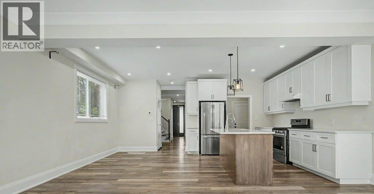 31 Fourth Avenue, Kitchener, ON, N2C 1N9 - 14