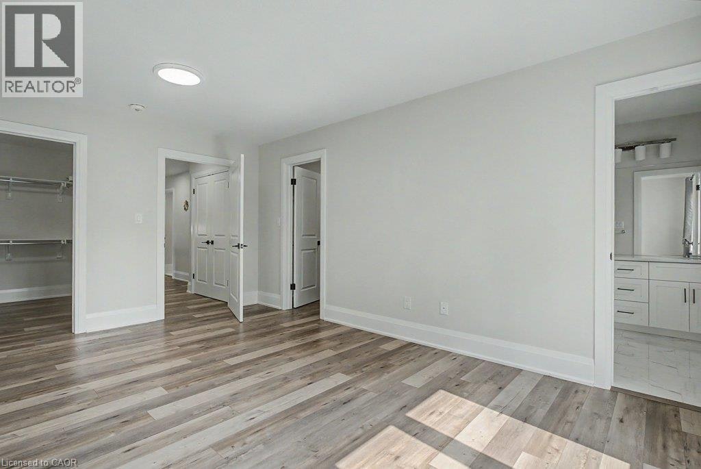 31 Fourth Avenue, Kitchener, ON, N2C 1N9 - 26