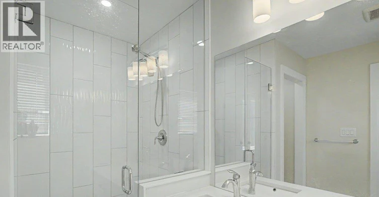 31 Fourth Avenue, Kitchener, ON, N2C 1N9 - 29