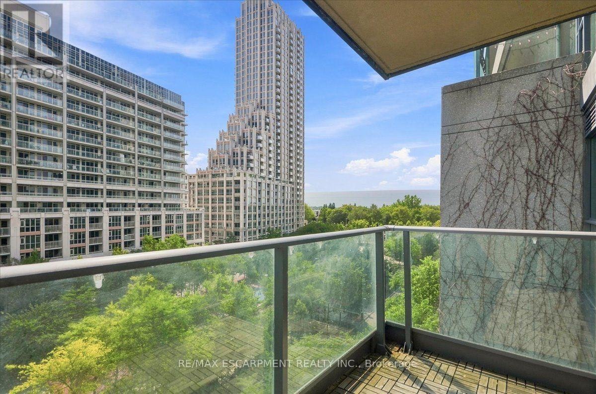 676-209 Fort York Boulevard, Toronto, ON, M5V 4A1 - 13