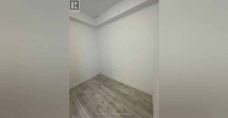 S2401-8 Olympic Garden Drive, Toronto, ON, M2M 0B9 - 8