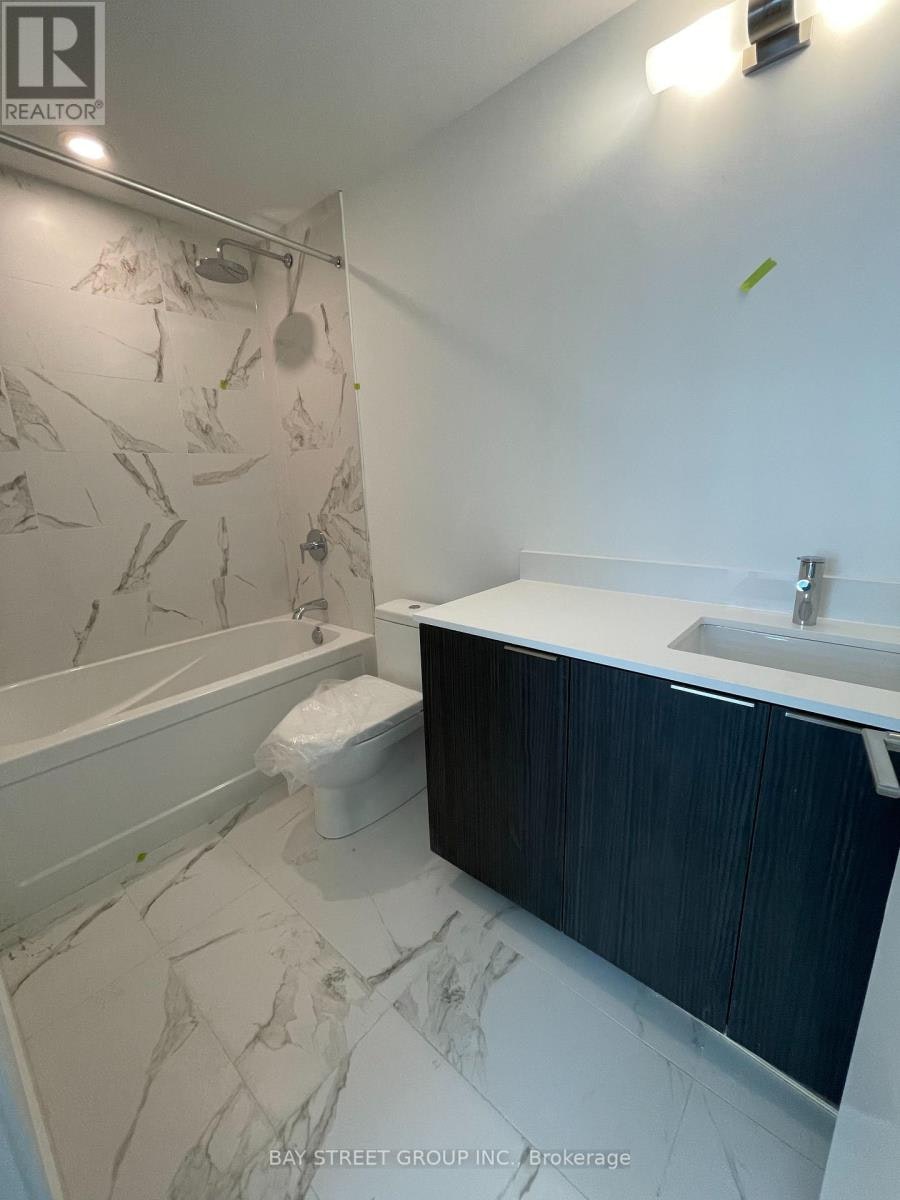 S2401-8 Olympic Garden Drive, Toronto, ON, M2M 0B9 - 7
