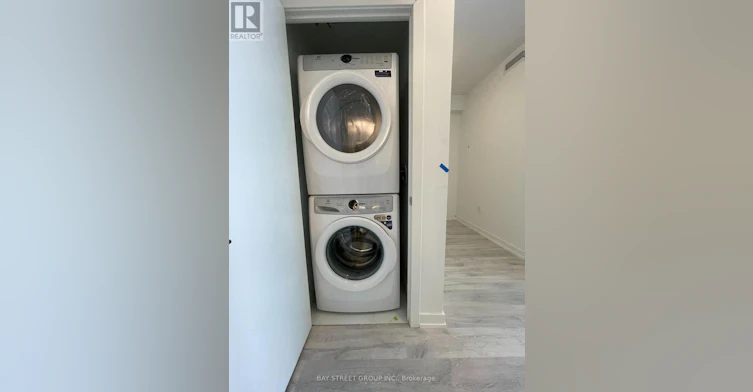 S2401-8 Olympic Garden Drive, Toronto, ON, M2M 0B9 - 10