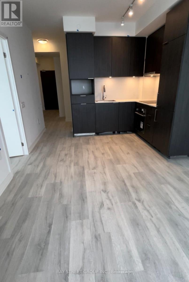 S2401-8 Olympic Garden Drive, Toronto, ON, M2M 0B9 - 4