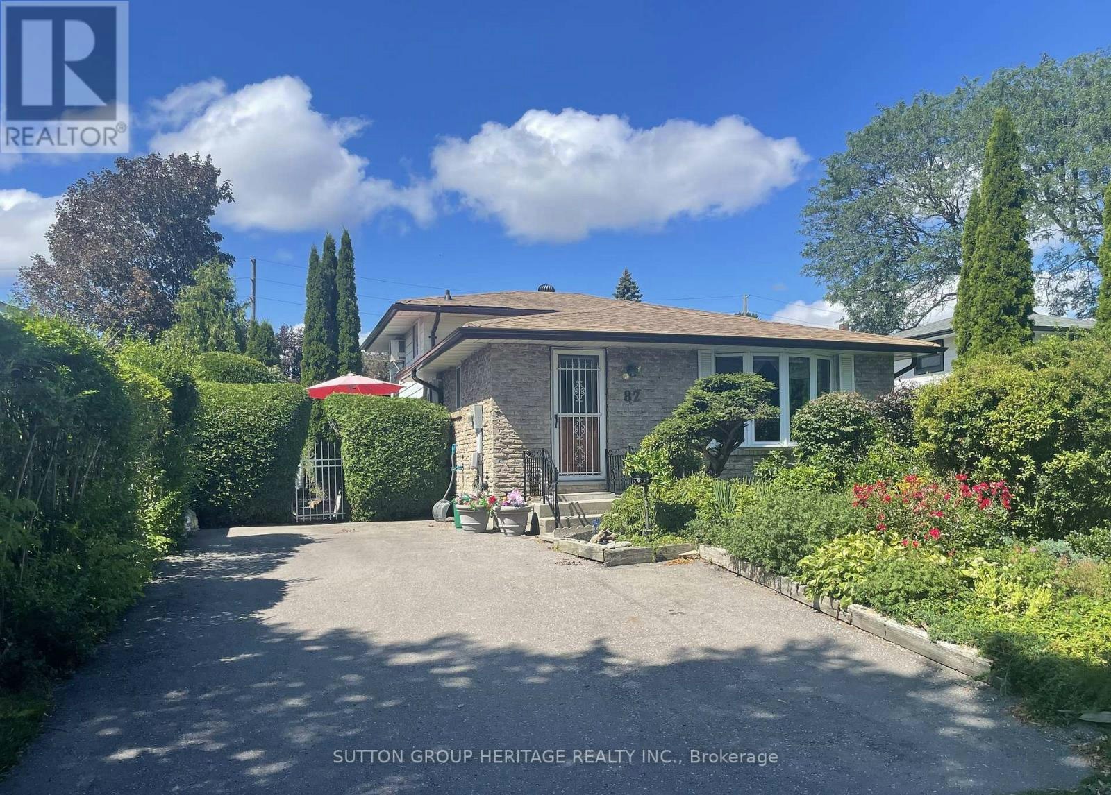 82 Claymore Crescent, Oshawa, ON, L1G 6G2