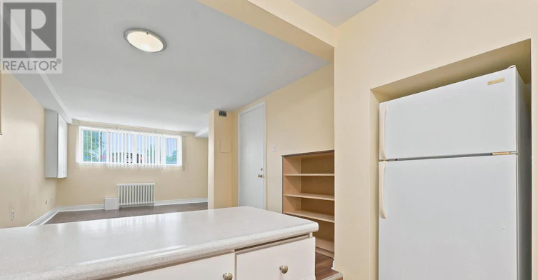 BSMT-56 Dynevor Road, Toronto, ON, M6E 3X1 - 8