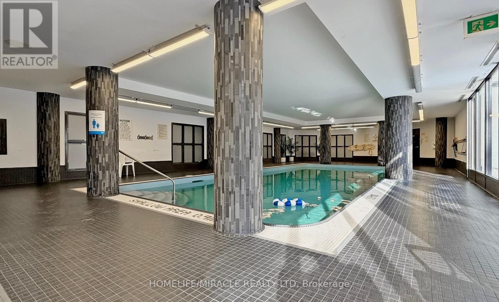 112-350 Webb Drive, Mississauga, ON, L5B 3W4 - 34