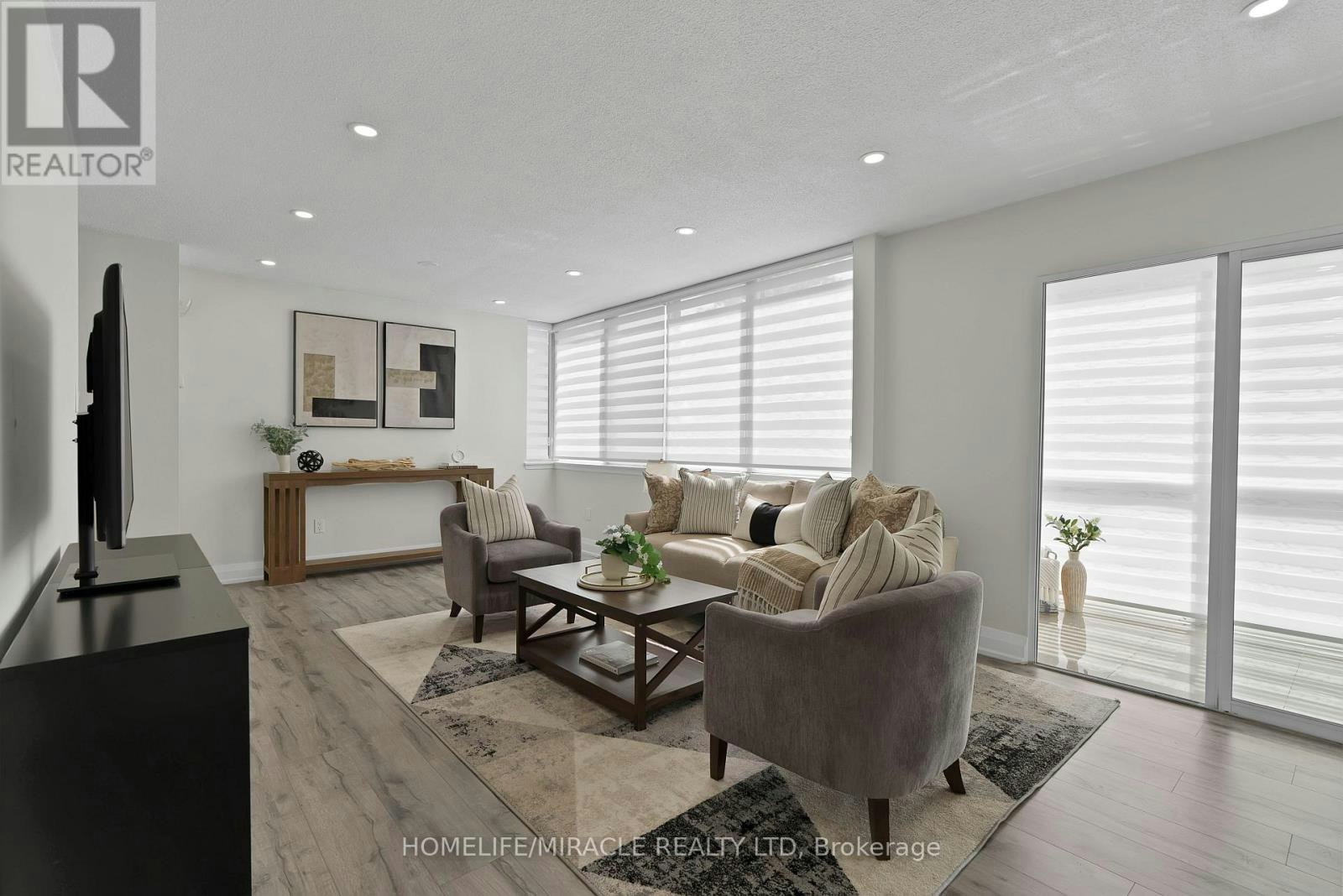 112-350 Webb Drive, Mississauga, ON, L5B 3W4 - 5
