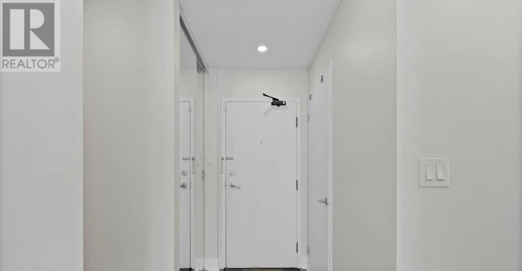 112-350 Webb Drive, Mississauga, ON, L5B 3W4 - 2