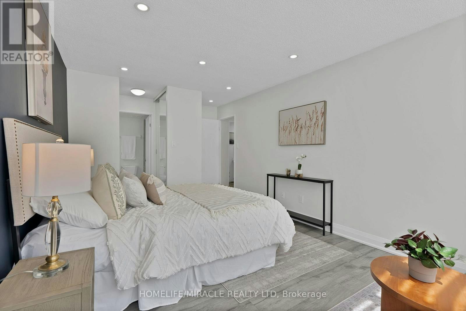 112-350 Webb Drive, Mississauga, ON, L5B 3W4 - 23