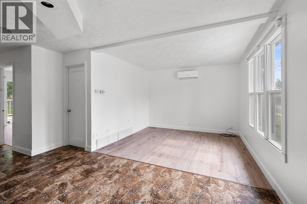 1122 St. Luke, Windsor, ON, N8Y 3M9 - 10