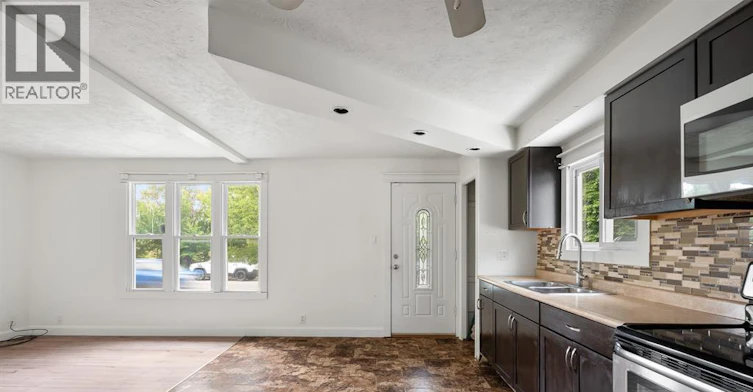 1122 St. Luke, Windsor, ON, N8Y 3M9 - 4