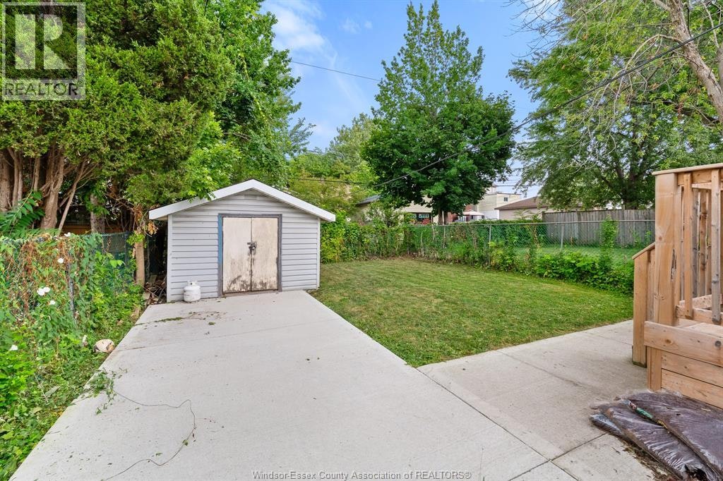 1122 St. Luke, Windsor, ON, N8Y 3M9 - 16