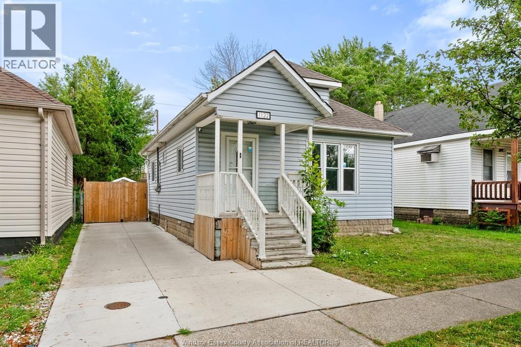 1122 St. Luke, Windsor, ON, N8Y 3M9