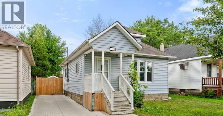 1122 St. Luke, Windsor, ON, N8Y 3M9