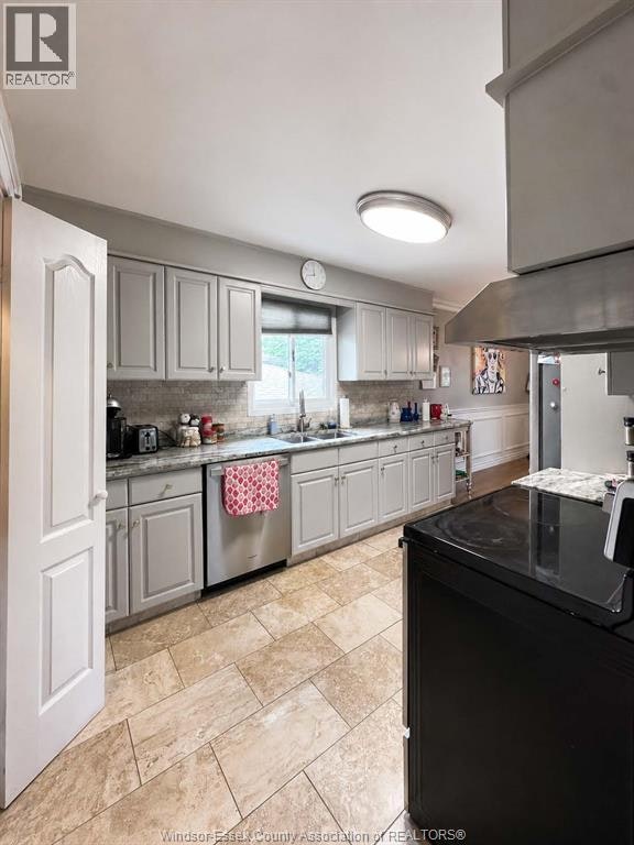 46 Indiana Place, Amherstburg, ON, N9V 3X5 - 3