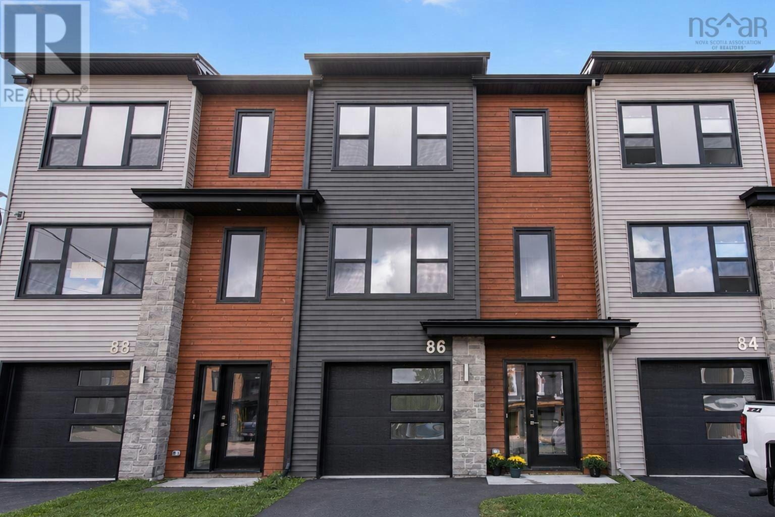 86 Tyler Street, Elmsdale, NS, B2S 0B4
