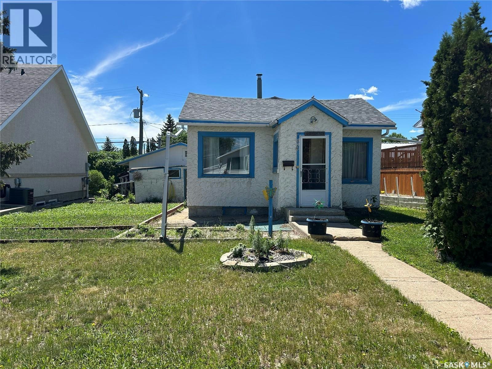 929 Brown Street, Moose Jaw, SK, S6H 2Z1