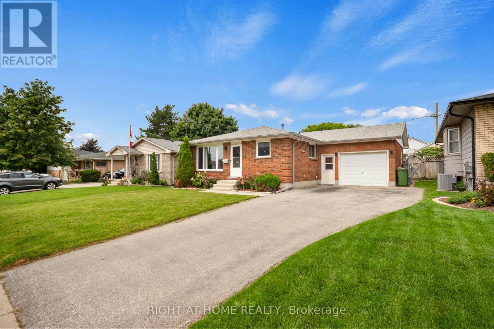 7 Raven Avenue, St. Thomas, ON, N5R 5K8