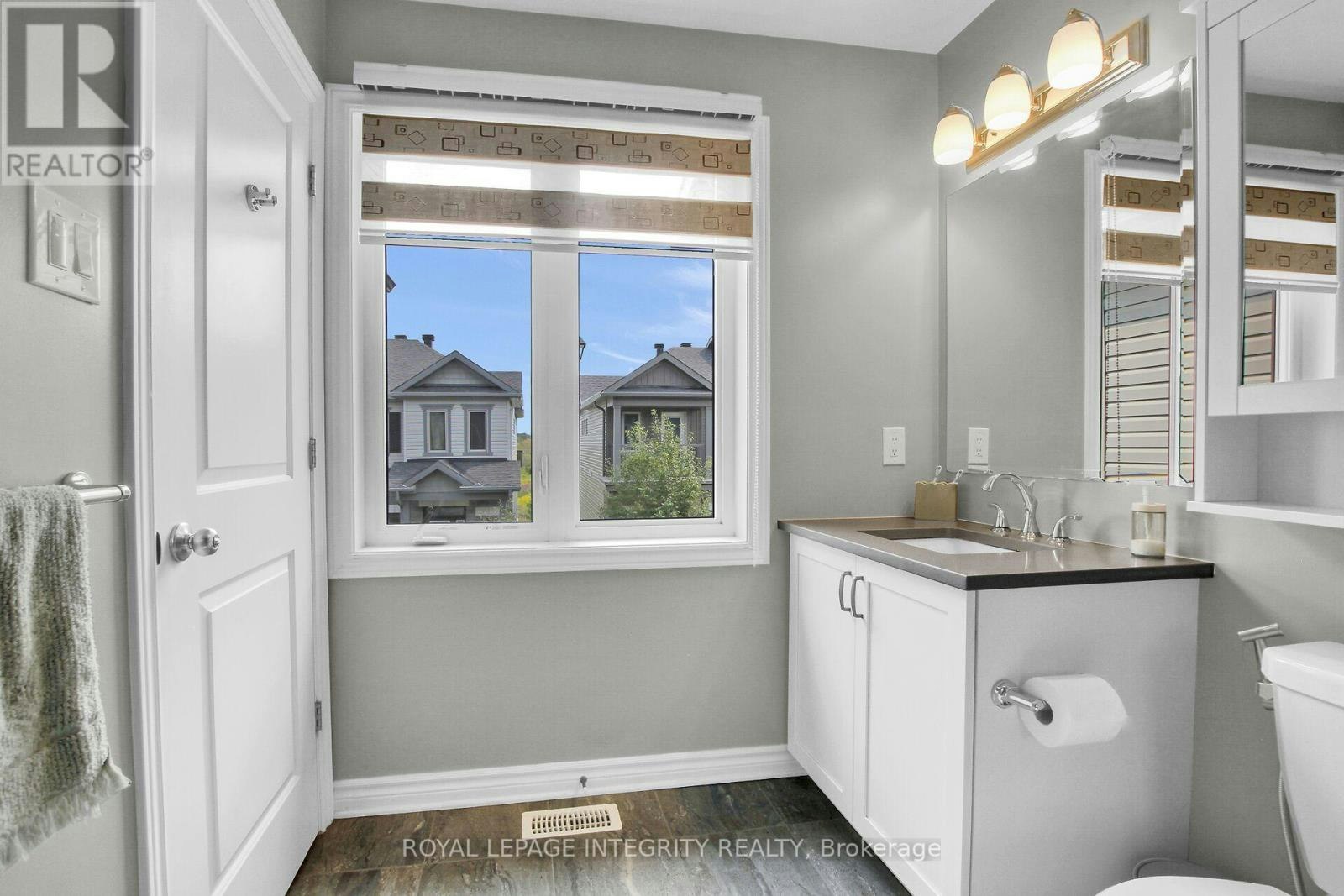 767 Dearborn Private, Ottawa, ON, K1T 0W3 - 26