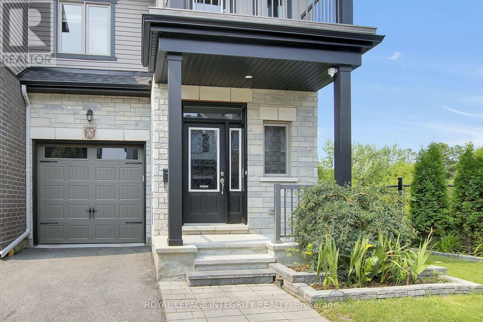 767 Dearborn Private, Ottawa, ON, K1T 0W3 - 3