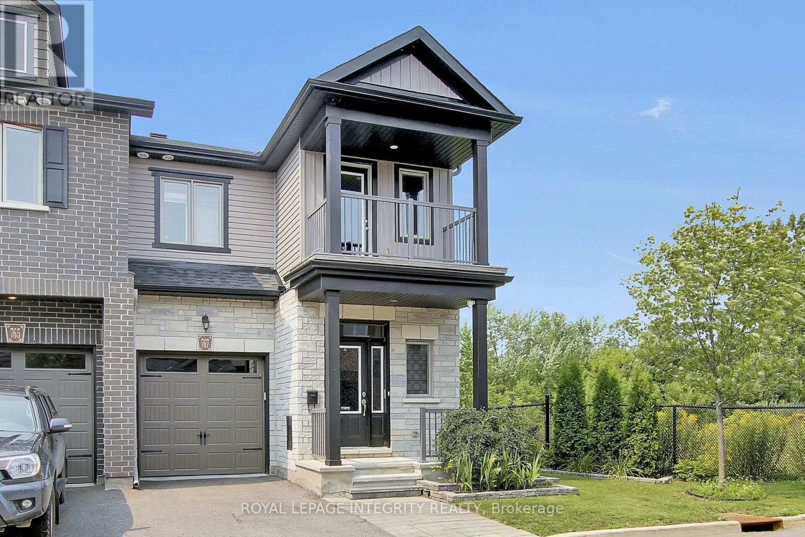 767 Dearborn Private, Ottawa, ON, K1T 0W3 - 2