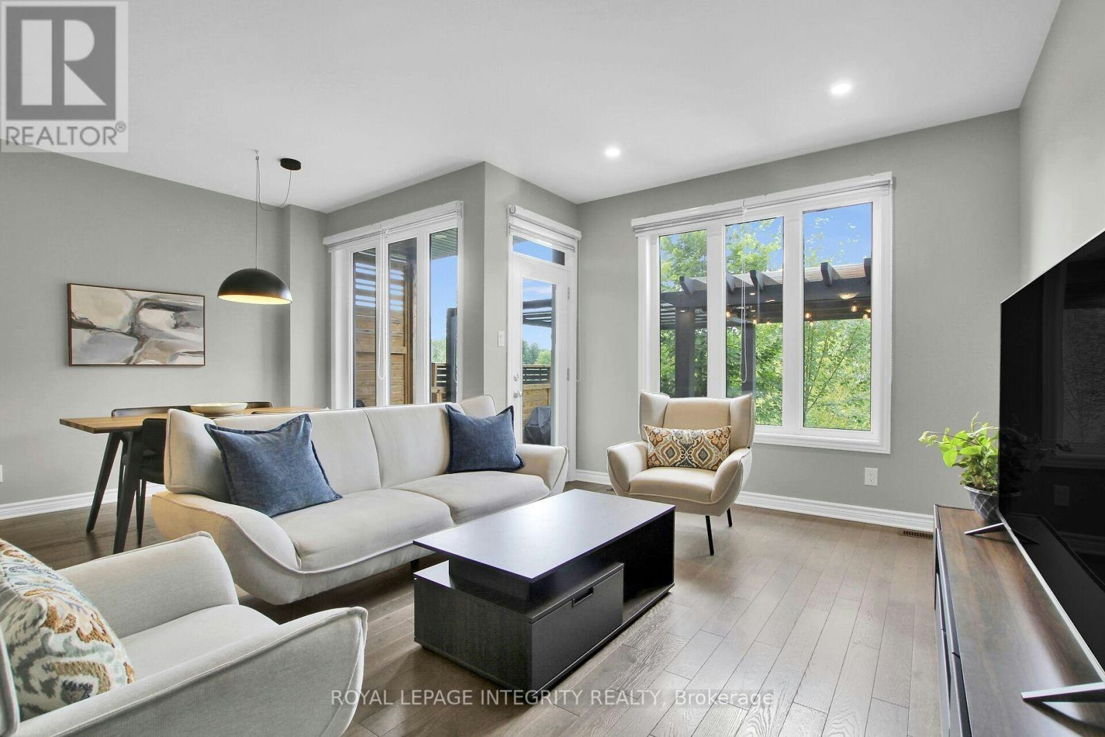 767 Dearborn Private, Ottawa, ON, K1T 0W3 - 9