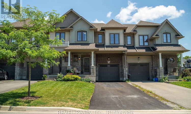 38 Dennis Drive