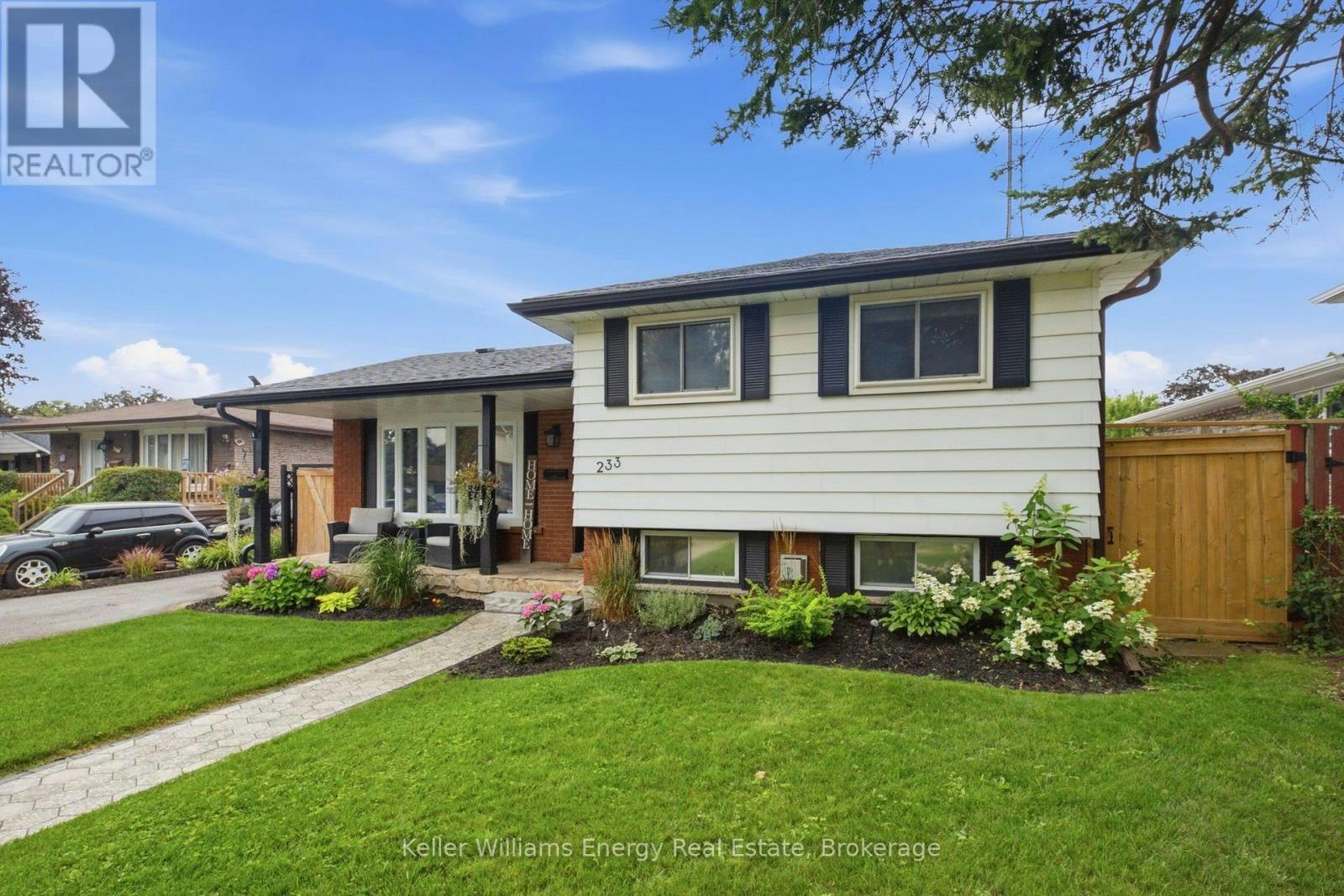 233 Phillip Murray Avenue, Oshawa, ON, L1J 1G8