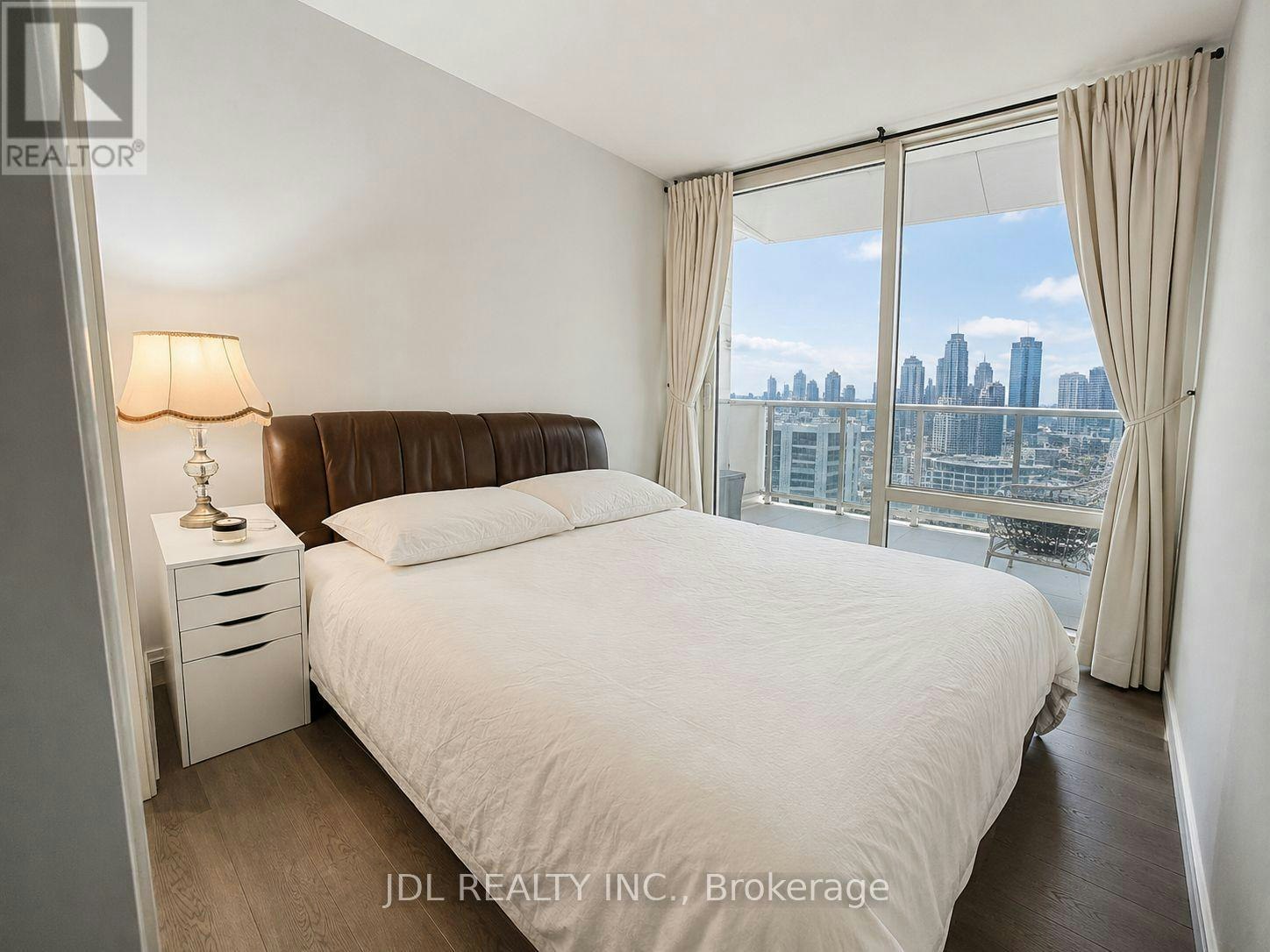 3804-1 Bloor Street E, Toronto, ON, M4W 1A9 - 5