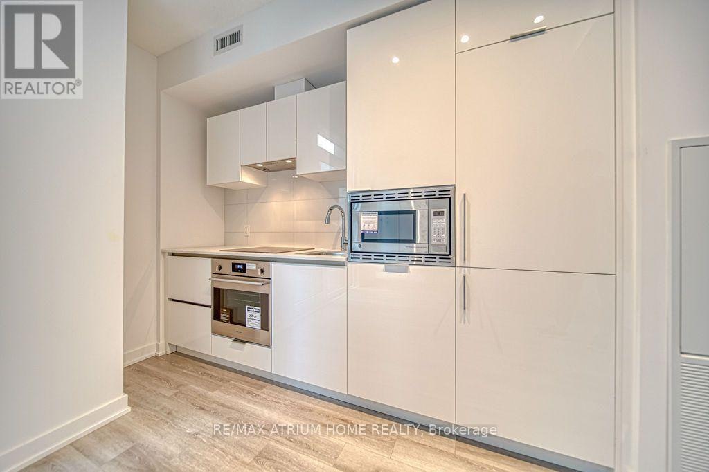 2003-238 Simcoe Street, Toronto, ON, M5T 3B9 - 8