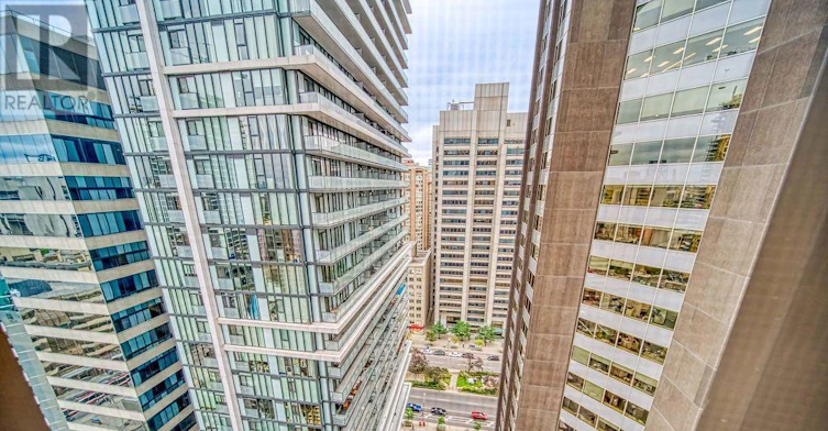 2003-238 Simcoe Street, Toronto, ON, M5T 3B9 - 18