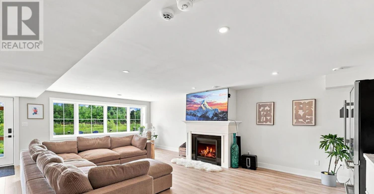 168 Chestnut Street, Blue Mountains, ON, L9Y 5T5 - 30