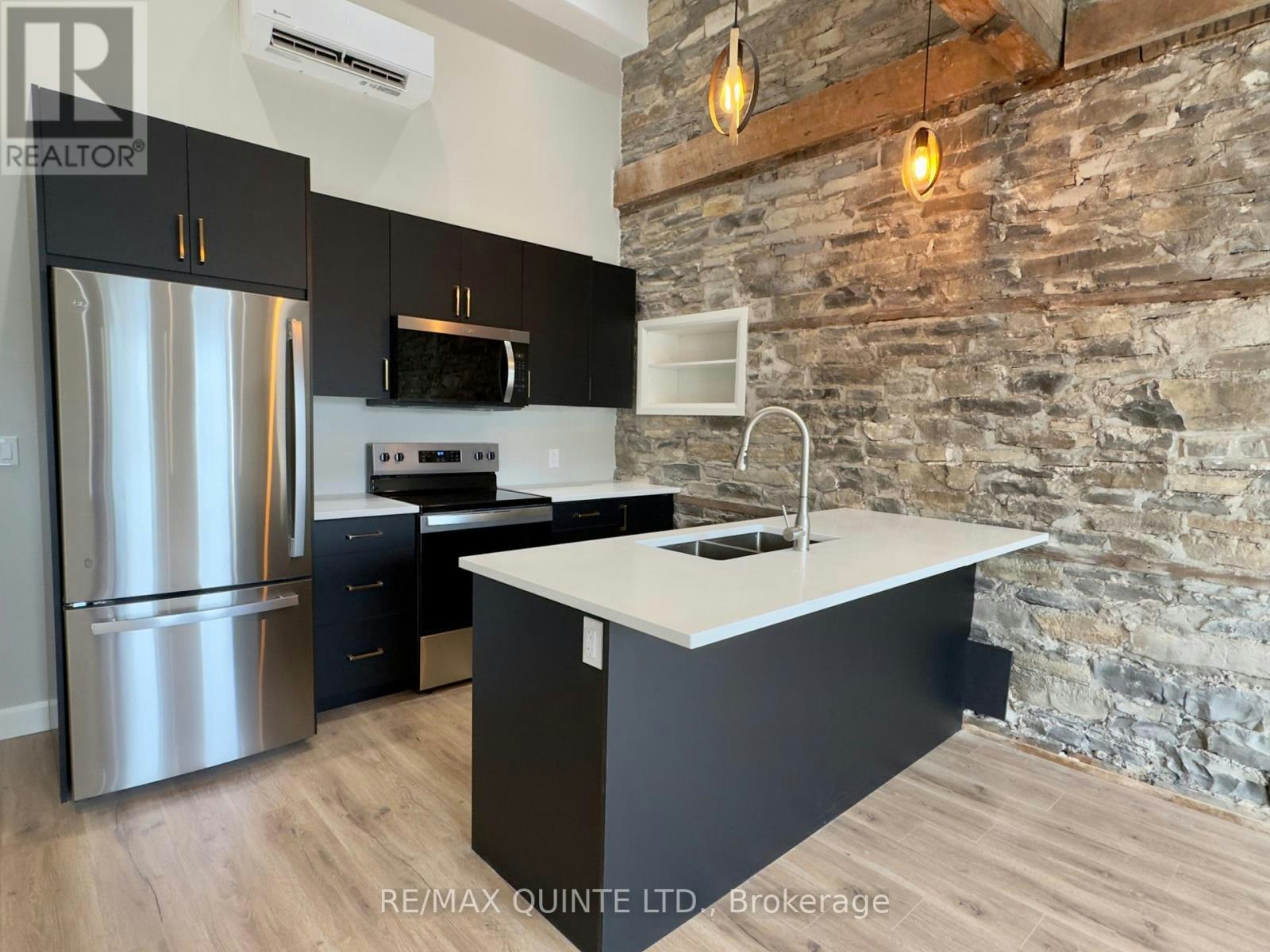 7-330 Victoria Street, Tweed, ON, K0K 3J0 - 4