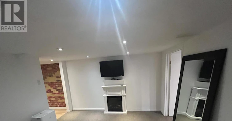 63 Queensbury Avenue, Toronto, ON, M1N 2X8 - 12