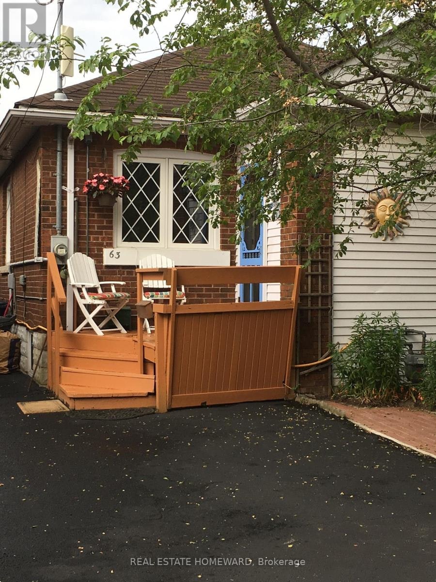 63 Queensbury Avenue, Toronto, ON, M1N 2X8