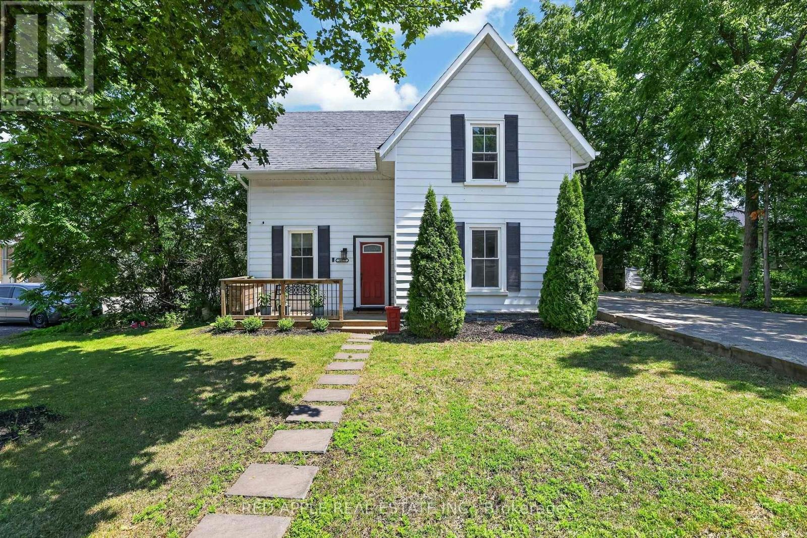 20435 Leslie Street, East Gwillimbury, ON, L0G 1R0
