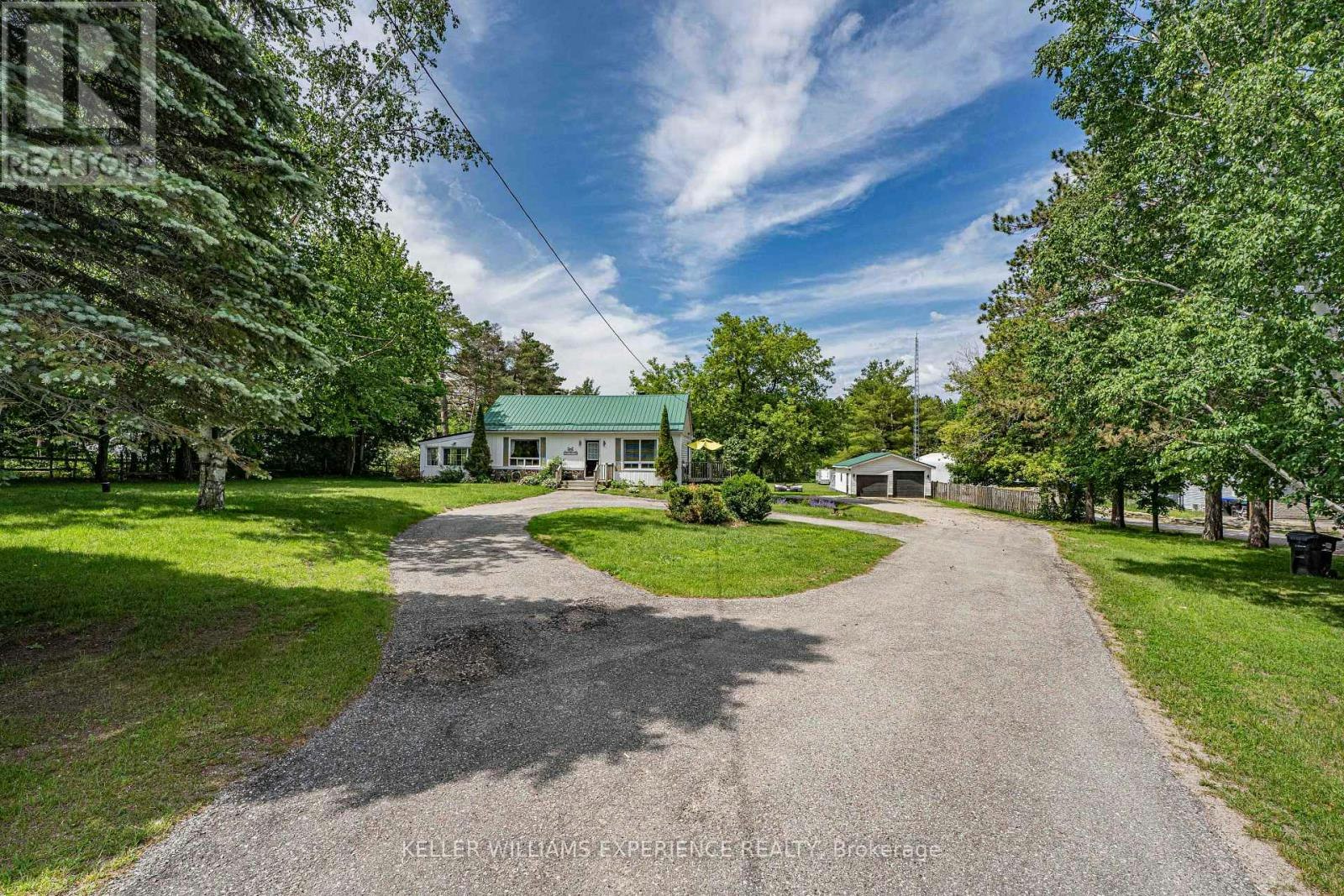 3514 Penetanguishene Road, Oro-Medonte, ON, L4M 4Y8 - 3