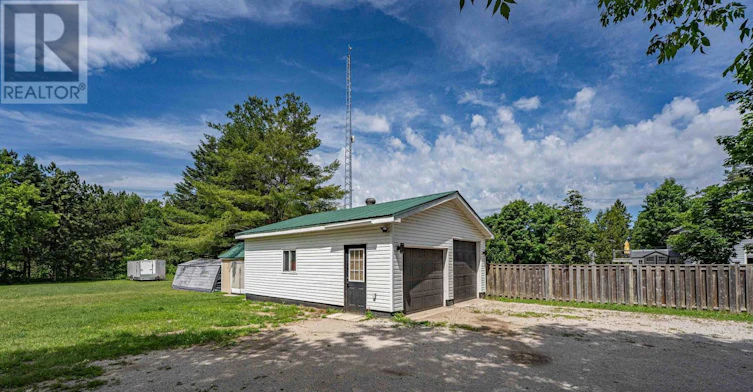 3514 Penetanguishene Road, Oro-Medonte, ON, L4M 4Y8 - 10