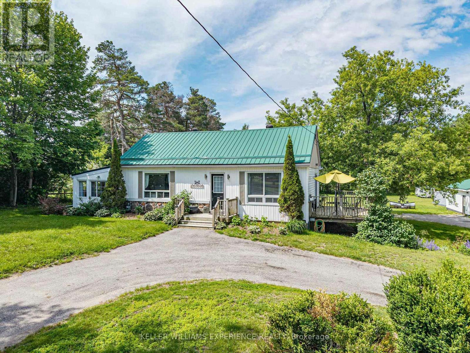 3514 Penetanguishene Road, Oro-Medonte, ON, L4M 4Y8 - 2