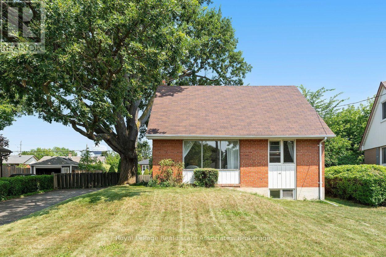 64 Mcintyre Crescent, Halton Hills, ON, L7G 1N3