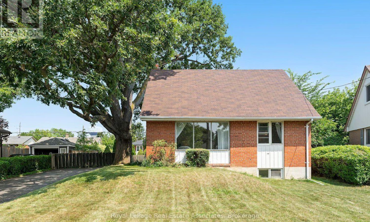 64 Mcintyre Crescent