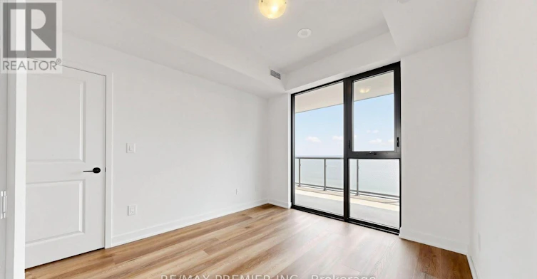2006-2075 Lakeshore Drive, Burlington, ON, L7R 0H3 - 12