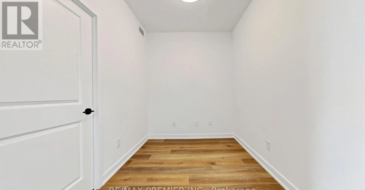 2006-2075 Lakeshore Drive, Burlington, ON, L7R 0H3 - 16