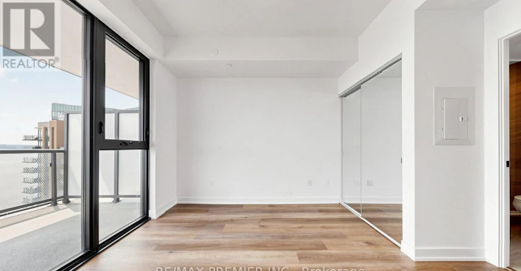 2006-2075 Lakeshore Drive, Burlington, ON, L7R 0H3 - 11