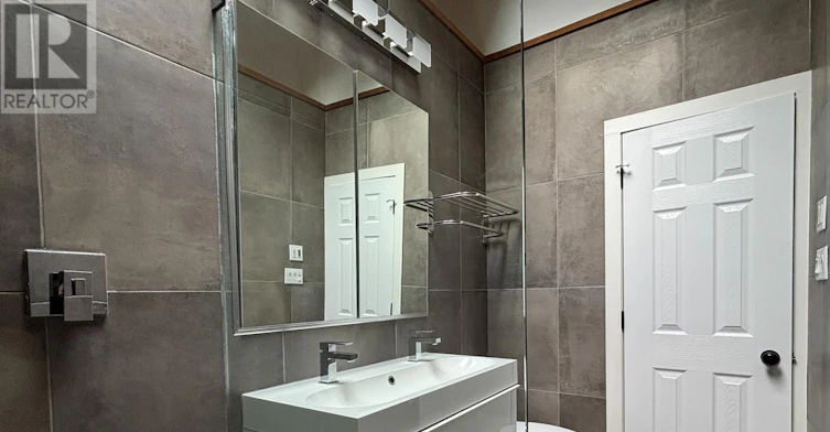 5452 Croydon Road, Burlington, ON, L7L 3J4 - 17