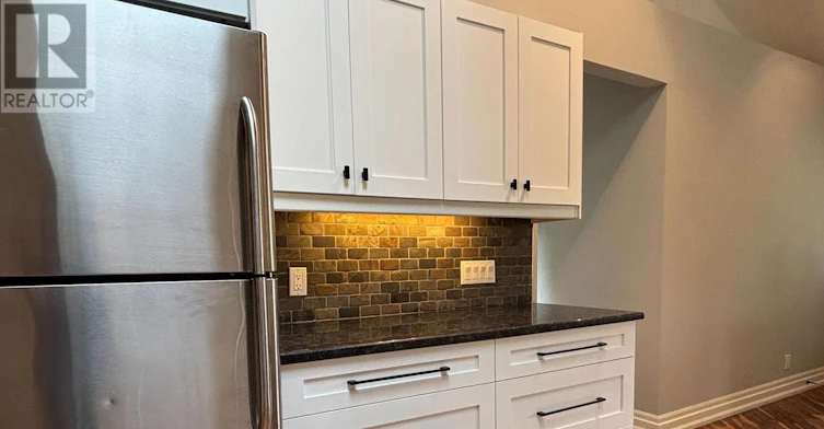 5452 Croydon Road, Burlington, ON, L7L 3J4 - 9