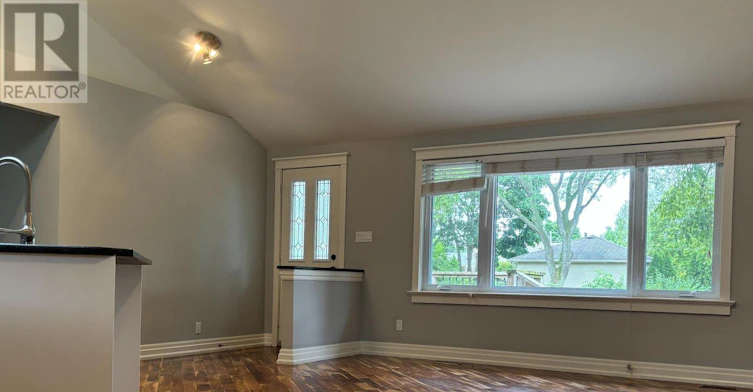 5452 Croydon Road, Burlington, ON, L7L 3J4 - 7