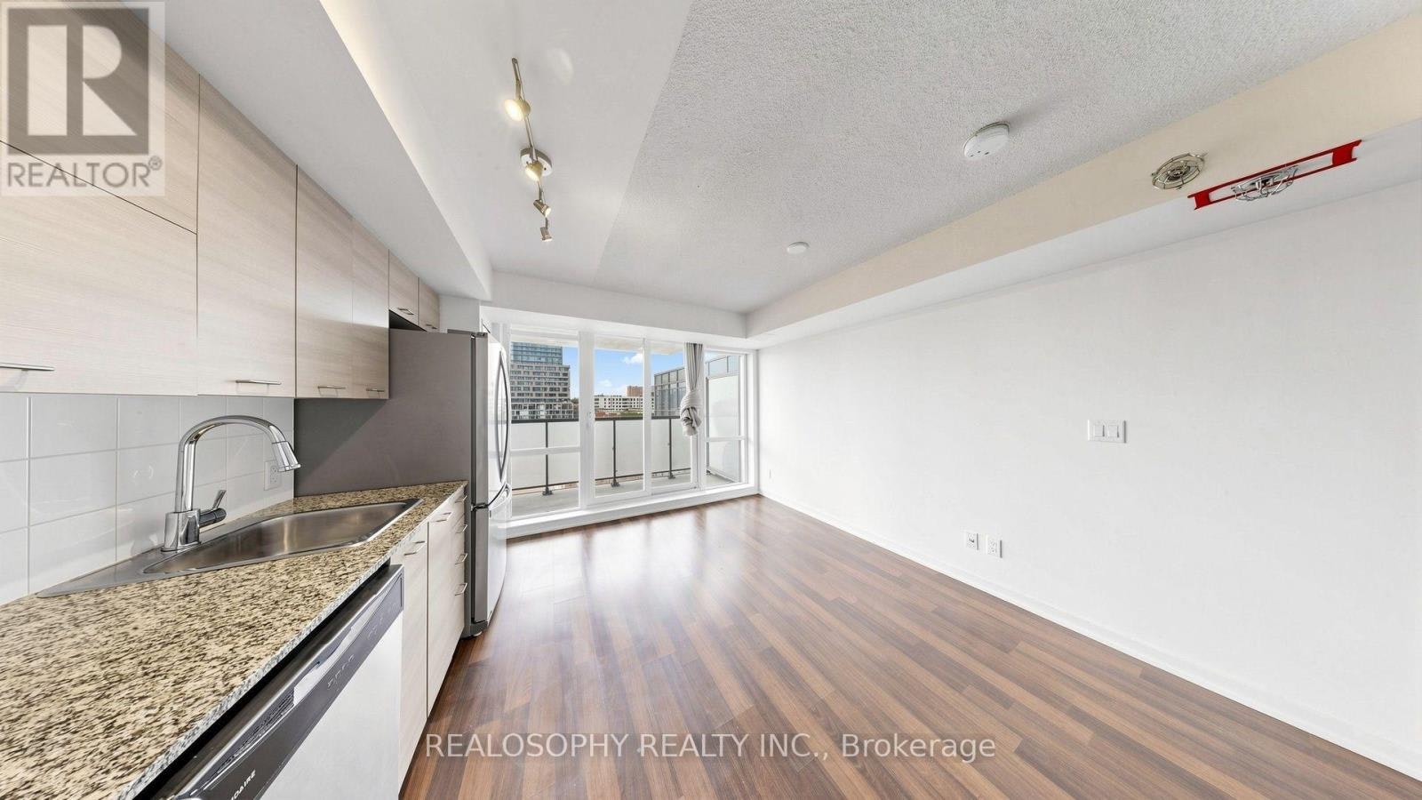 715-20 Joe Shuster Way, Toronto, ON, M6K 0A3 - 11